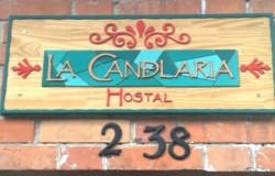 Fachada. Fuente: Hostal La Candelaria FanPage Facebook